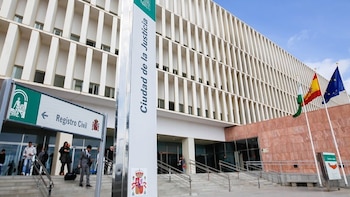 Condenan a trece años por