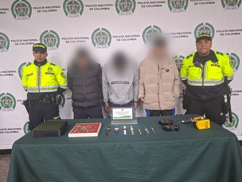 Tres capturados por robo de