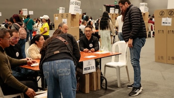 Desde las primeras horas de la mañana, los puestos de votación recibieron a miles de ciudadanos en todo el territorio nacional - crédito Registraduría Nacional del Estado Civil