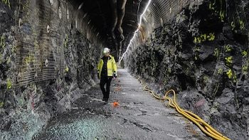 Energía nuclear: Finlandia activa el primer almacén subterráneo permanente para desechos radiactivos