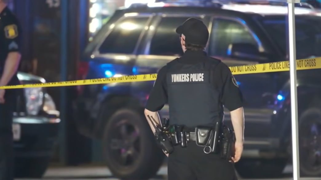 Tiroteo en Yonkers deja un muerto, cuatro adolescentes heridos y un menor detenido