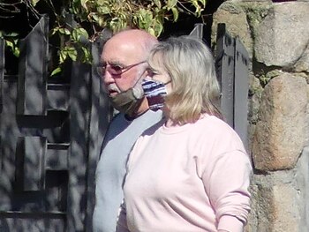 06/04/2021 Luis Echevarría y Elena