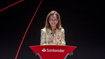 La junta de accionistas de Webster vota hoy la oferta de adquisición de Banco Santander