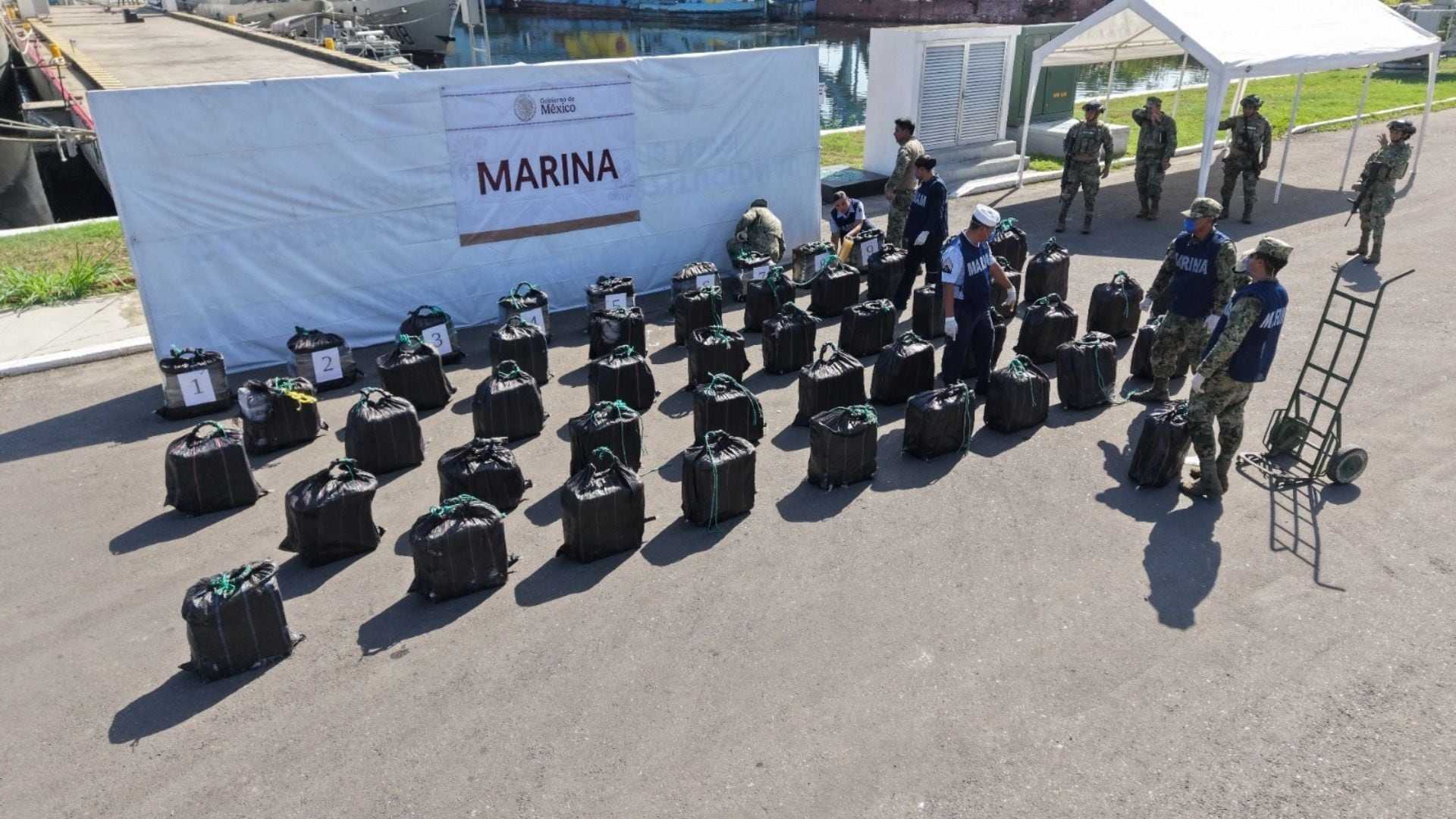 Aseguran lancha con más de 1.5 toneladas de cocaína en costas de Chiapas: cinco extranjeros fueron detenidos