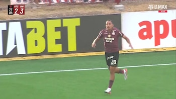 Gol de Álex Valera tras notable asistencia de César Inga para remontada 3-2 de Universitario vs UTC por Liga 1 2026