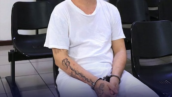 Salvadoreño amenazó a dos empleados públicos e irá a juicio con detención provisional
