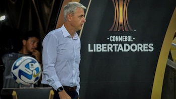 Tiago Nunes trabajó sólo una