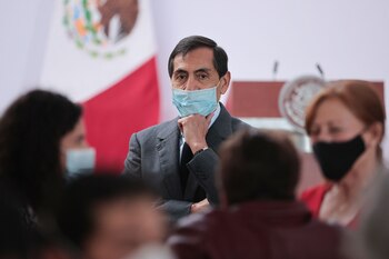 Secretario de Hacienda, Rogelio Ramirez