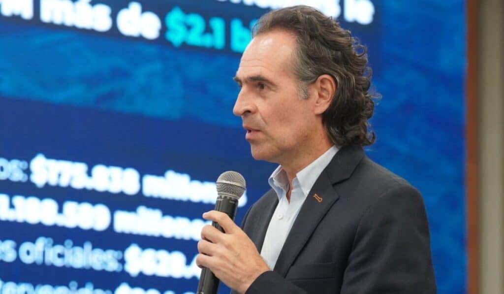 Federico Gutiérrez presentó nuevas pruebas de presunta corrupción de Daniel Quintero y su hermano en Medellín: “Ni Alí Baba se atrevió a tanto”