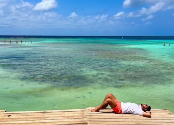 Playa Mangel Halto. La gente