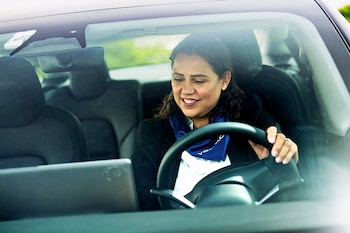 El 55% de los usuarios en Bogotá utiliza aplicaciones de movilidad a diario o varias veces por semana. (Europa Press)