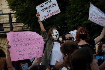 Protesta frente al Ministerio de