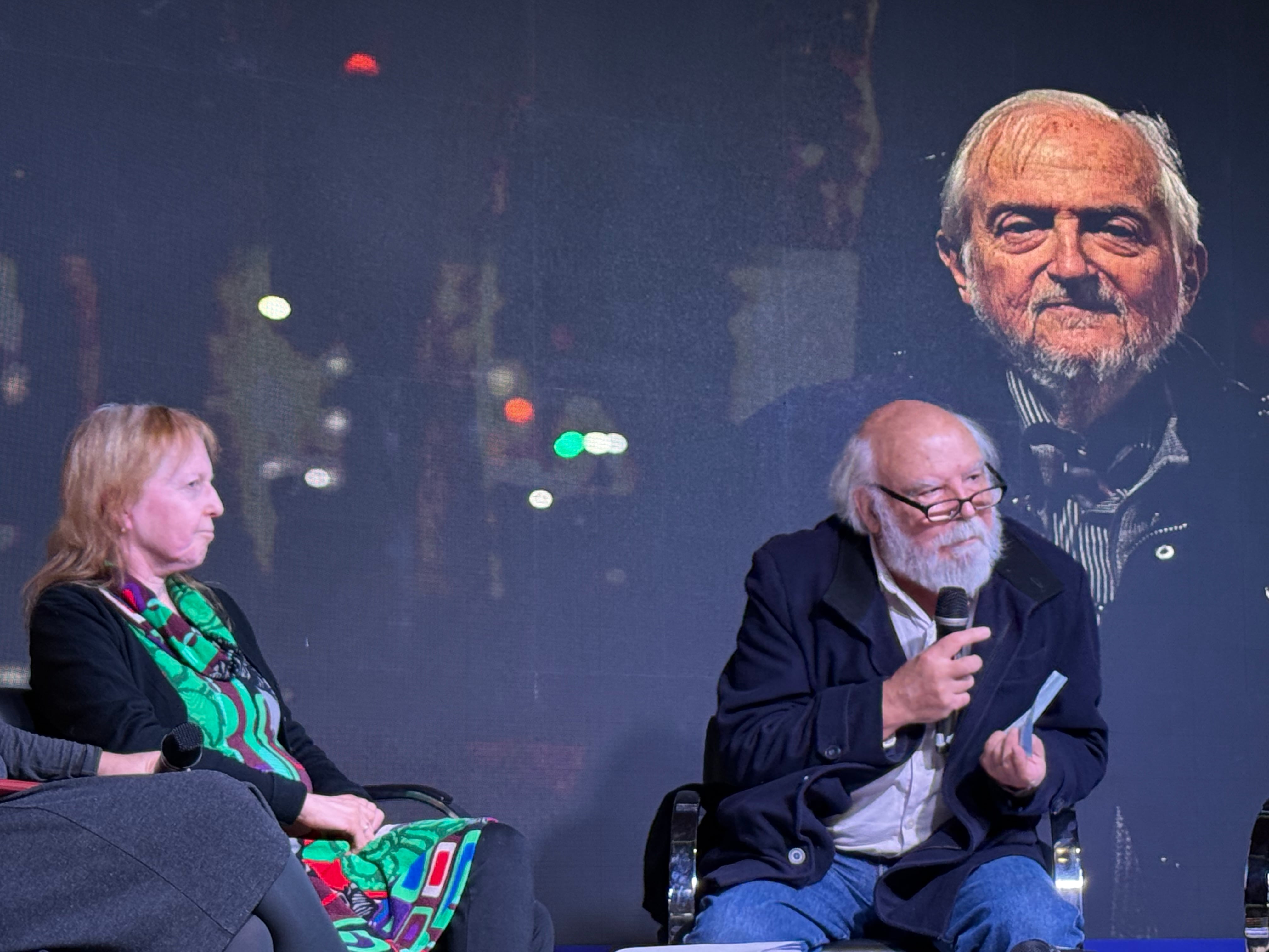 Judith Gociol y Juan Sasturain: la audacia y el gusto de Daniel Divinksy a la hora de elegir autores
