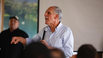 Asfura recibe respaldo alcaldes y anuncia inversión de 244 millones de dólares en maquinaria municipal