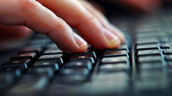 Pantalla de confirmación para eliminar una cuenta de Facebook