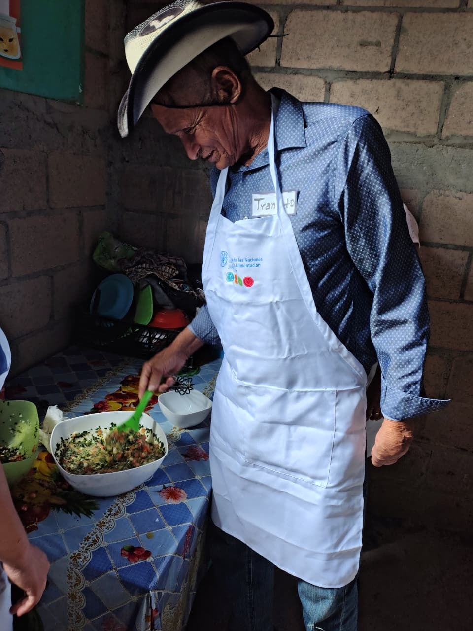 La innovación culinaria fusiona recetas tradicionales con técnicas modernas, destacando el aprovechamiento de cultivos como moringa, chaya y malanga./(FAO El Salvador)