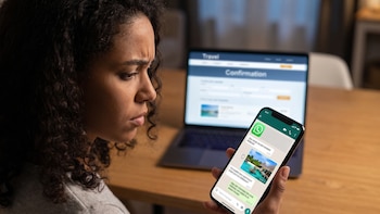 La estafa de la reserva fantasma: El nuevo método por WhatsApp que juega con tu pánico para robarte