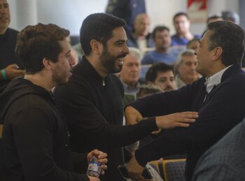 Hugo Antonio Moyano (de barba)