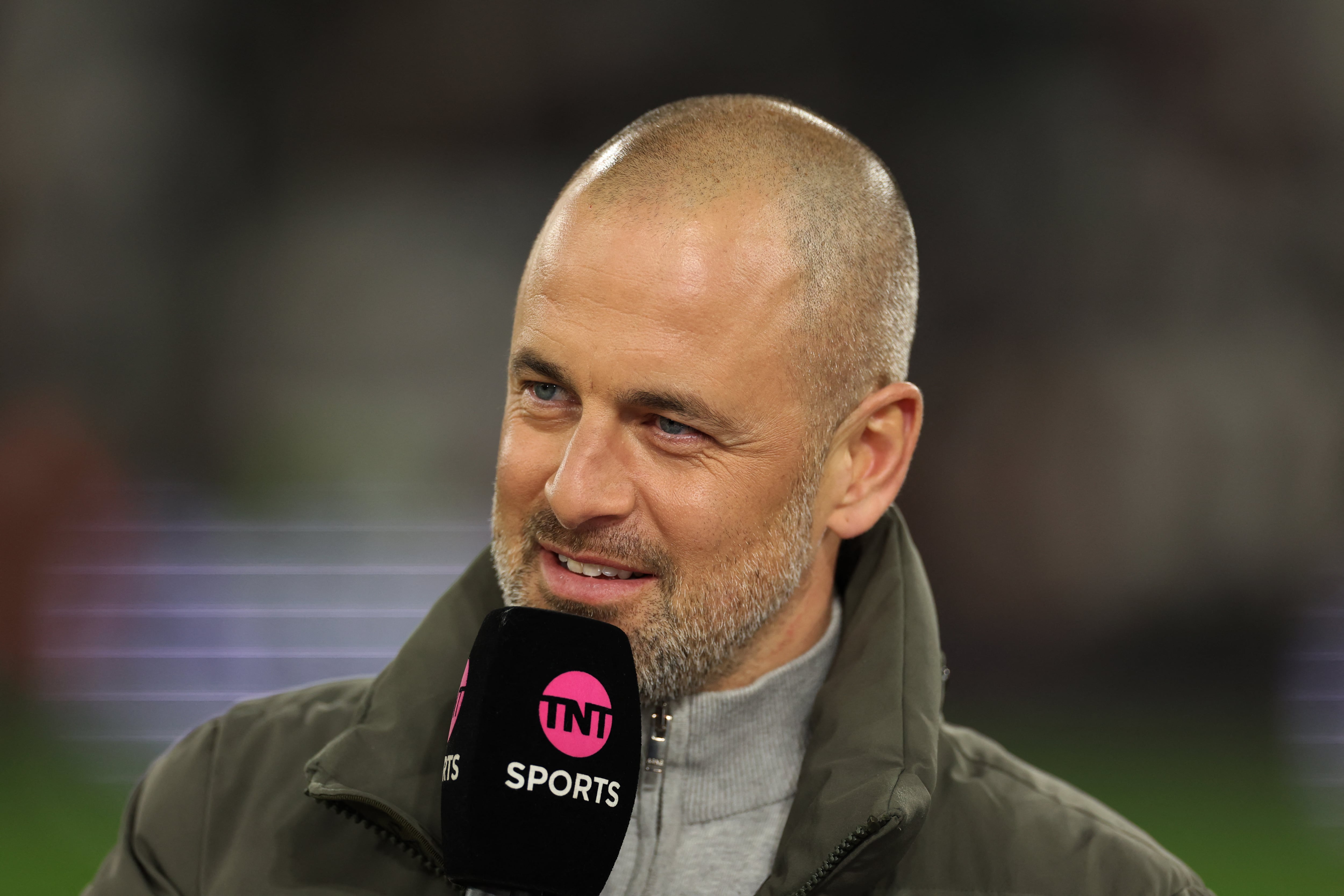 Joe Cole se rindió a los pies de Nico Paz (Crédito: Reuters/Ian Walton)