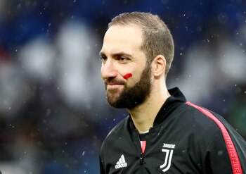Higuaín sabe que no será