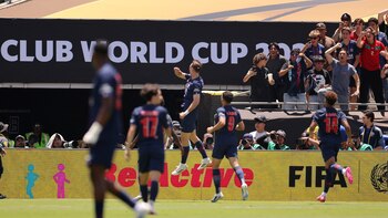 El PSG goleó 4-0 al