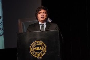 Javier Milei defendió la dolarización