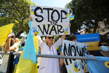 Members of Ukrainian Association of