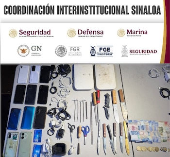 Dois modems de internet, vários celulares, cartões de crédito entre os encontrados na prisão — Foto: Segurança