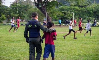 El Decreto 0125 prioriza la seguridad de niños, niñas y adolescentes en lugares públicos y responde a la obligación estatal de garantizar su bienestar - crédito Alcaldía de Cali
