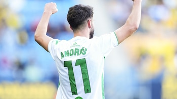 El Racing gana con trabajo