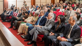 El estudio Justicia y Desarrollo Humano en la República Dominicana registró una baja de la mora, más de tres millones de firmas electrónicas y un 66% de gestiones en línea, aunque persisten barreras de acceso (Foto cortesía Poder Judicial)