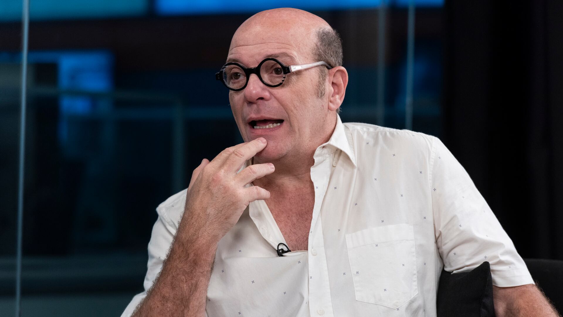 Las charlas íntimas de Campi con seres queridos fallecidos reflejan su creencia personal en un alma y otro plano más allá de la muerte