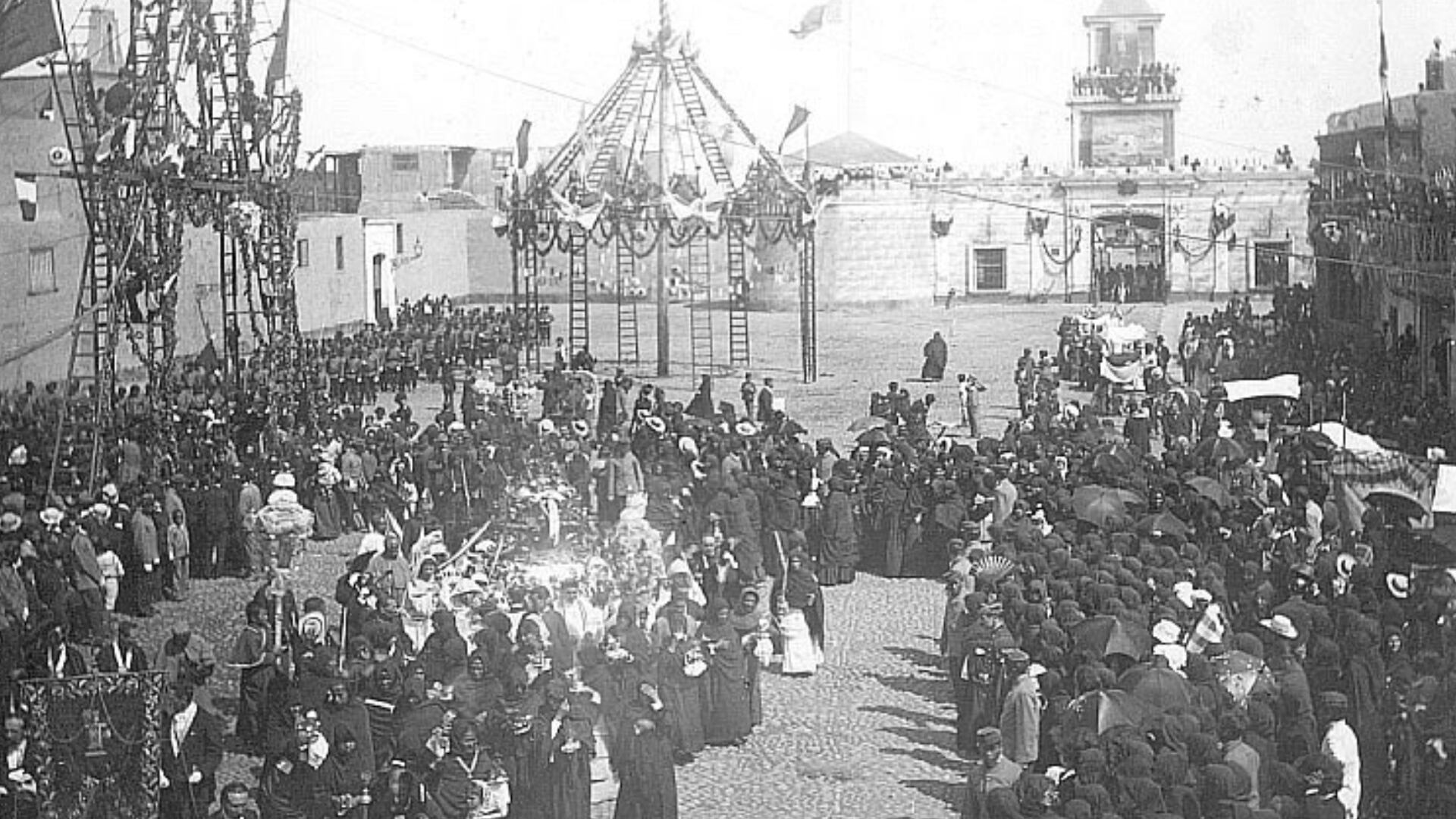 Desde un levantamiento militar en 1931 hasta la detención de Vladimiro Montesinos, el cuartel ha sido escenario de momentos cruciales que han marcado la historia política del país. (Eugenio Courret)