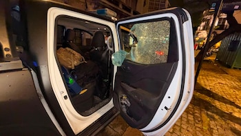 Otros dos patrulleros quedaron destrozados