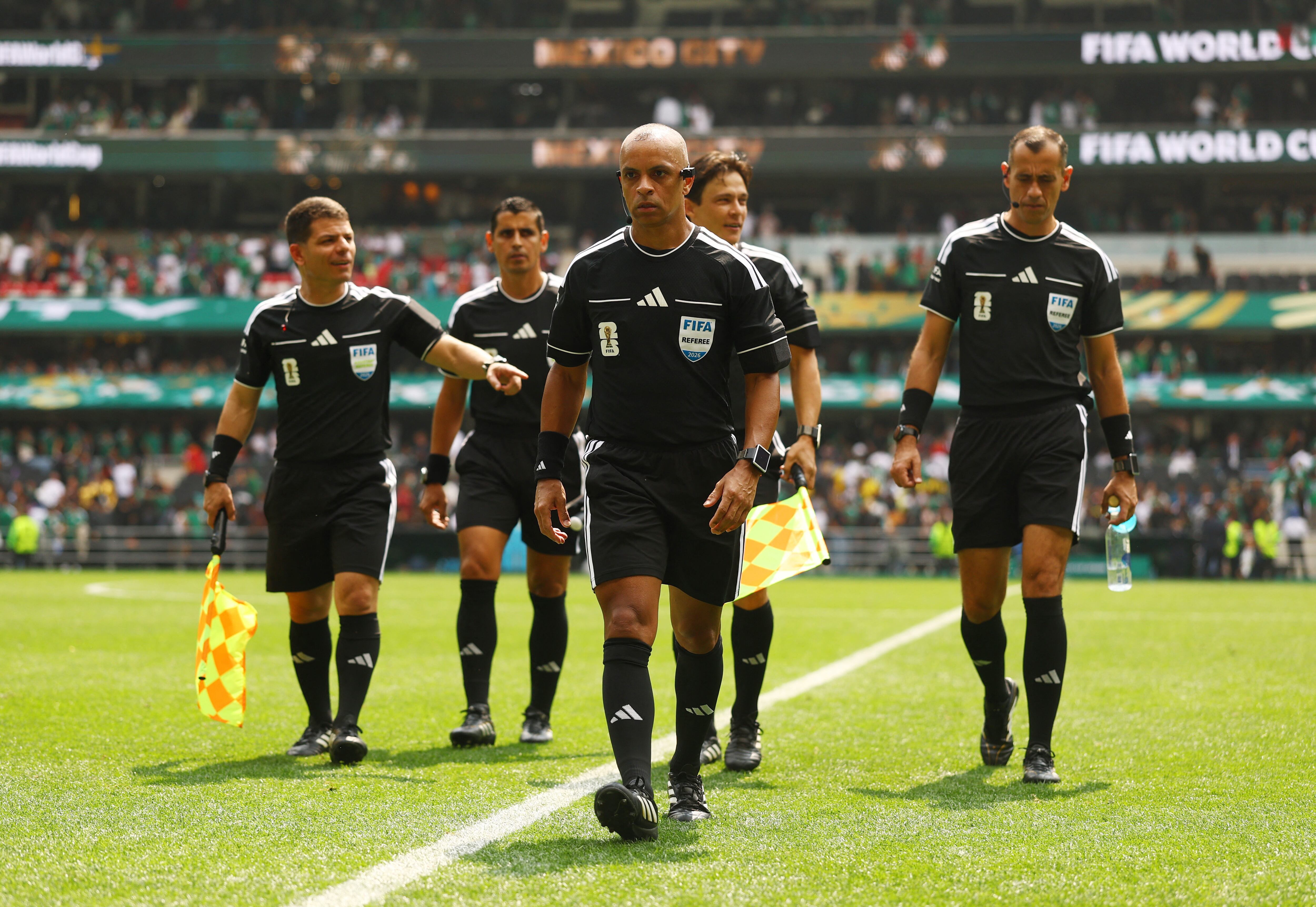 Wilton Sampaios se encargó de impartir justicia en el juego inaugural del Mundial 2026. Crédito: REUTERS/Hannah Mckay