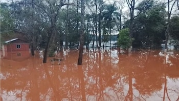 Evacuaciones y cierre de la Garganta del Diablo: Misiones activó un plan de emergencia por la crecida del río Uruguay