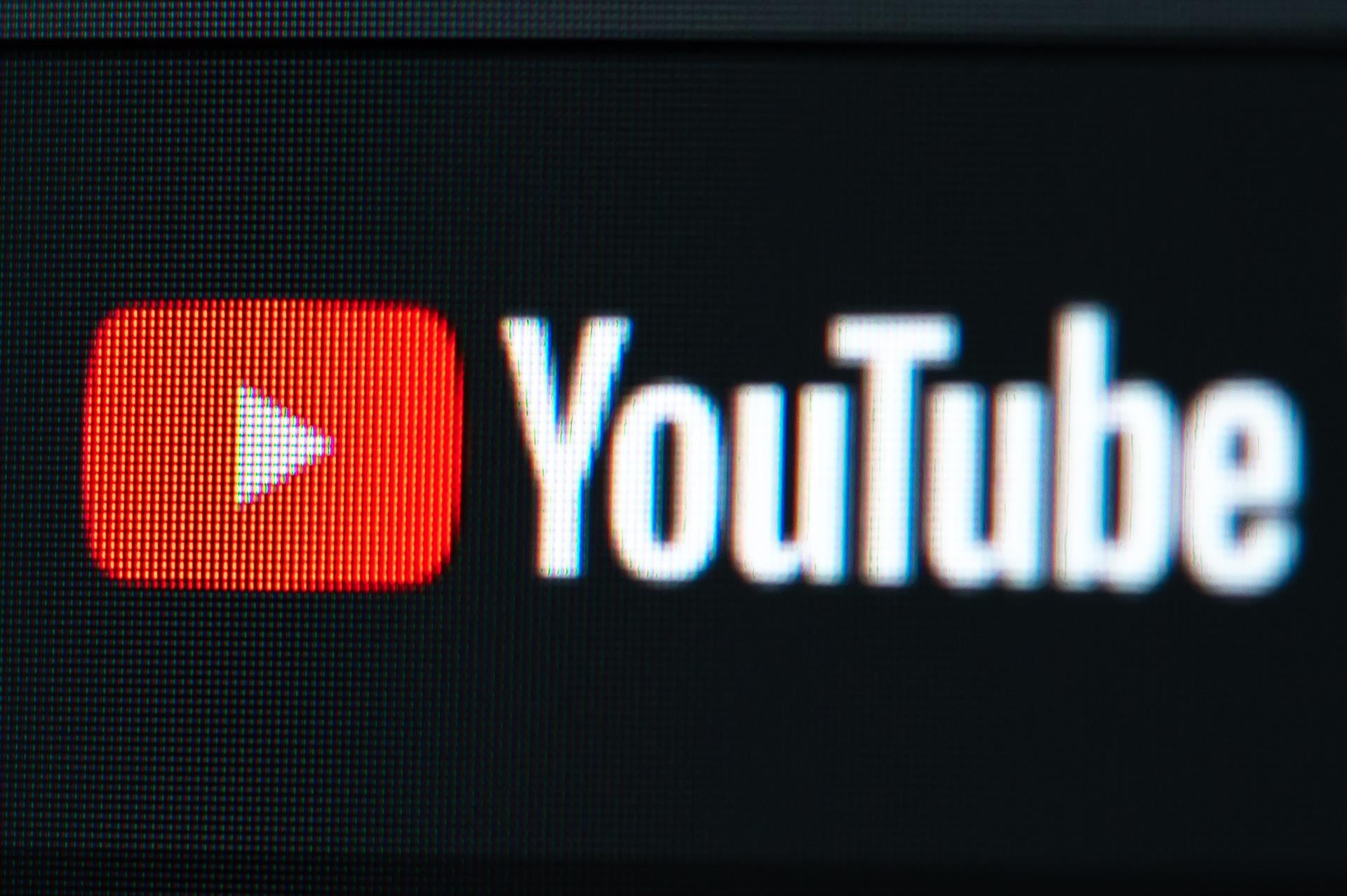 YouTube declara la guerra: ¡Adiós a la reproducción en segundo plano gratuita!
