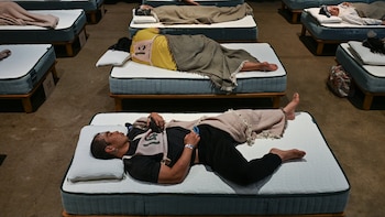 Así es el curioso campeonato de dormir que Japón organiza para crear conciencia sobre su déficit crónico de sueño