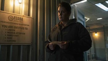 Melanie Lynskey da vida a