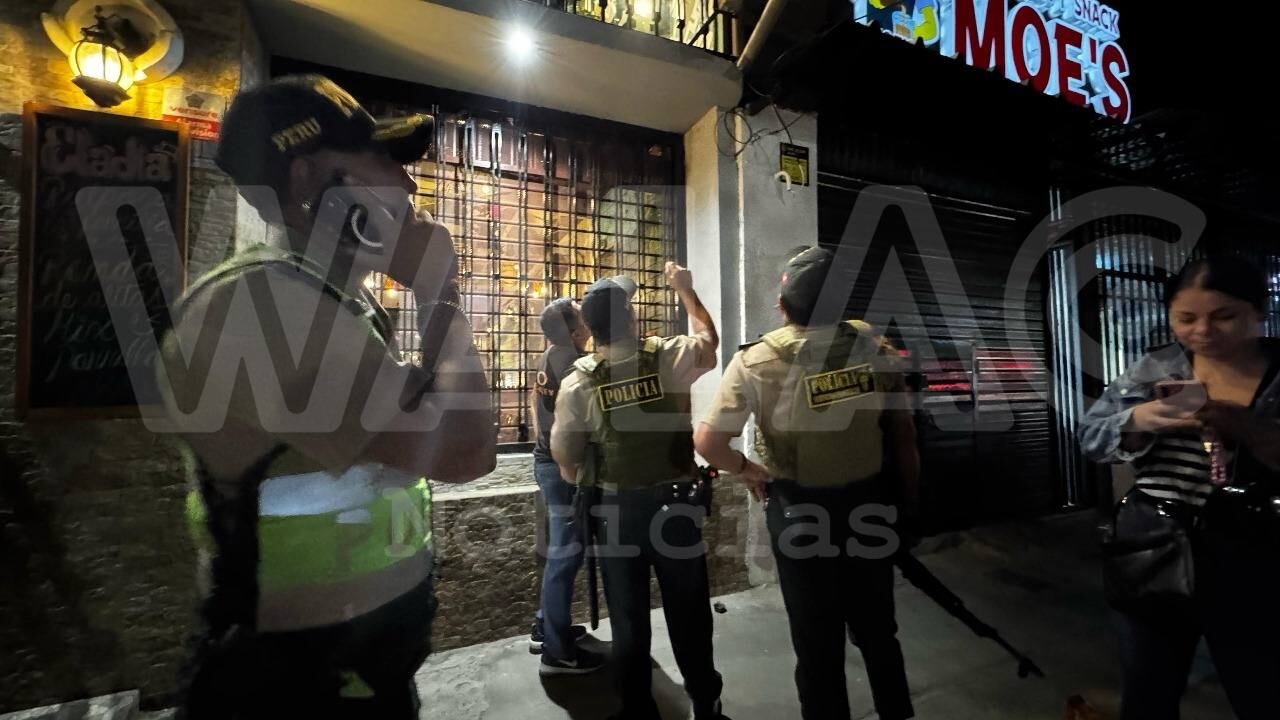 El ataque con explosivo en el restaurante de la familia Guerrero Neyra dejó daños materiales y causó pánico entre los comensales. (Walac Noticias)