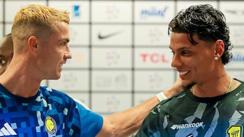 Richard Ríos ya recibió la “bendición” de Cristiano Ronaldo en Arabia Saudita: este fue el gesto del portugués al colombiano
