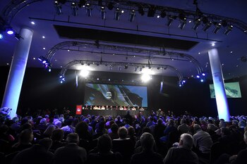 Primera hora de debate de