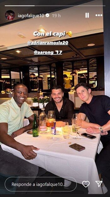 El jugador español estuvo cenando