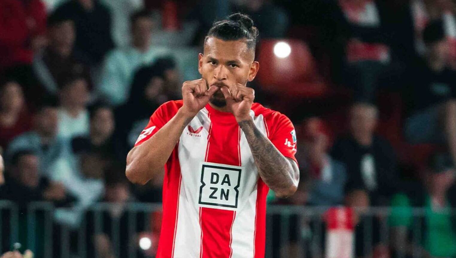 Luis Suárez es el goleador del UD Almería en la segunda división de España, que quiere el ascenso y mantenerse en la selección Colombia - crédito UD Almería