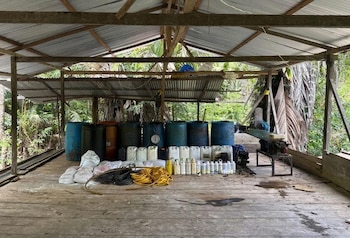 Las operaciones, lideradas por la Brigada de Infantería de Marina No. 4, desmantelaron infraestructuras criminales en nueve municipios estratégicos del sur colombiano - crédito prensa ARC