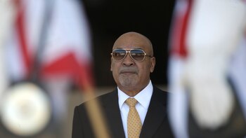 Surinam da los primeros pasos