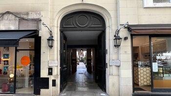 Ingreso al Pasaje Rue des