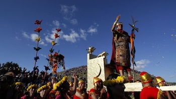 Explora los eventos festivos que