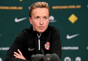 La entrenadora de Canadá pidió