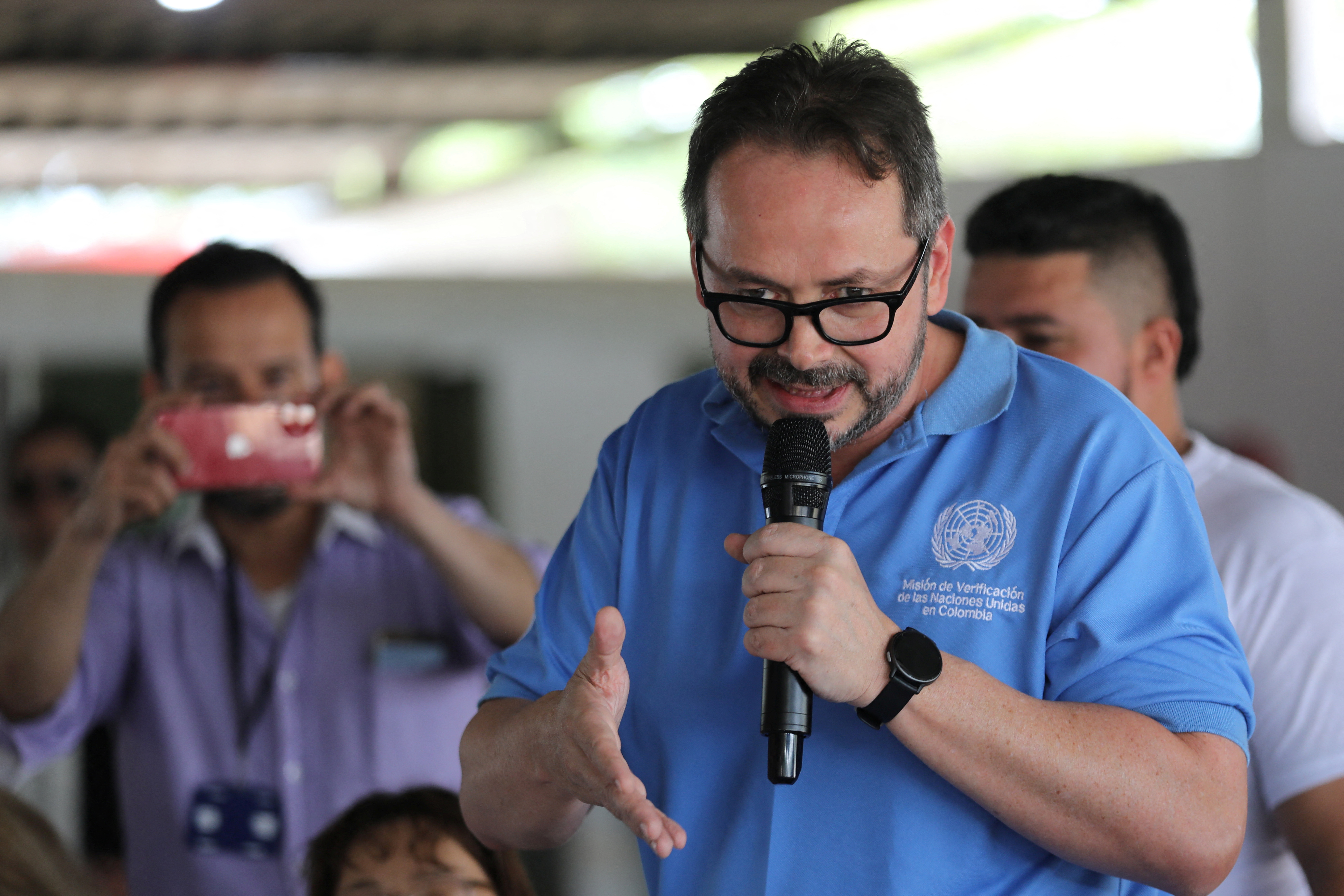 Carlos Ruiz Massieu, líder de la Misión de Verificación de la ONU en Colombia expresó que las políticas de cese al fuego no son suficientes para reducir la violencia en el país - crédito Luisa Gonzalez/Reuters